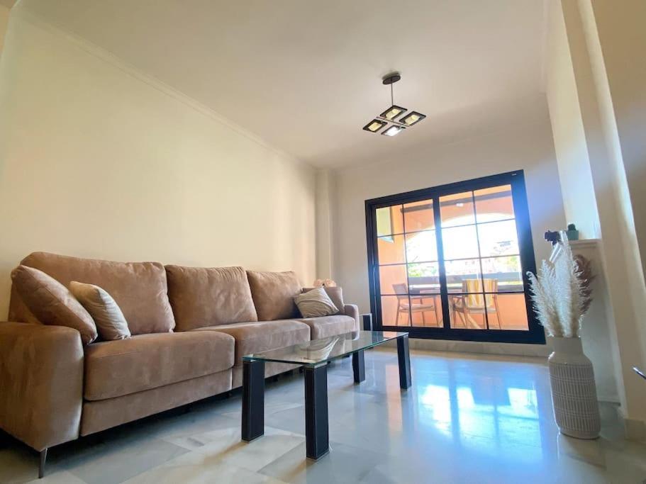 Costal Bliss Apartment Estepona Exterior photo